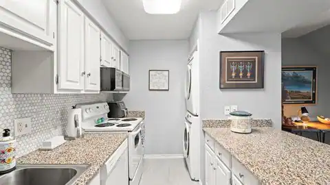 14405 N Pennsylvania Avenue #6B, Oklahoma City, OK 73134 — photo 17