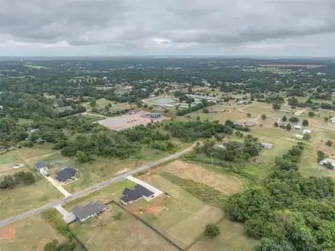 2335 Dixie Drive, Blanchard, OK 73010 — photo 9