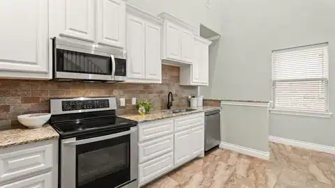 4800 Stelens Court, Norman, OK 73071 — photo 8