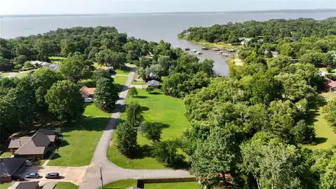 1720 E McGill Circle, Eufaula, OK 74432 — photo 9