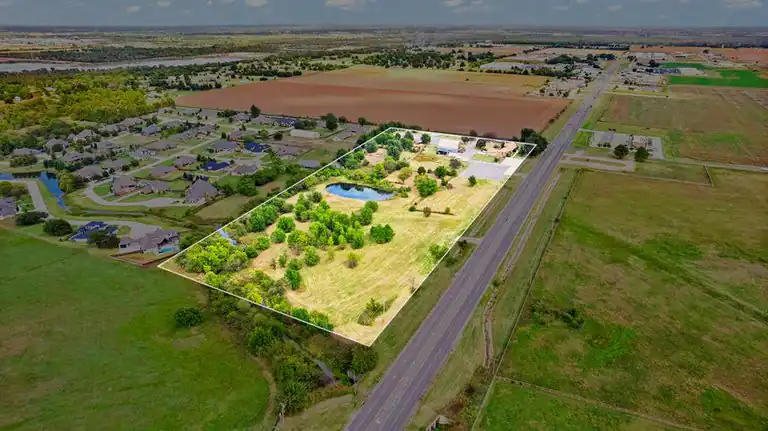 1675 NW 32nd Street, Newcastle, OK 73065