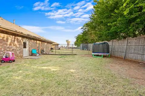 110 Barrett Place #108 & 110, Edmond, OK 73003 — photo 13