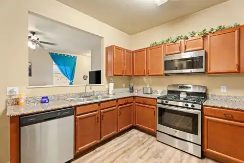 110 Barrett Place #108 & 110, Edmond, OK 73003 — photo 6
