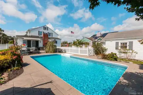 53 Mowbray Avenue, Bay Shore, NY 11706 — photo 20