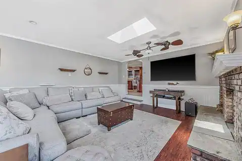 53 Mowbray Avenue, Bay Shore, NY 11706 — photo 7