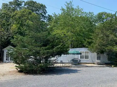2450 Main Road, Laurel, NY 11948 — photo 32