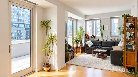 2416 Queens Plaza South #7B, Long Island City, NY 11101 — photo 2