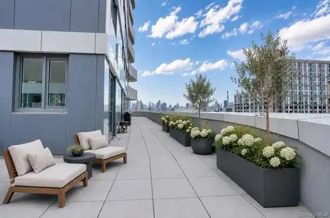 2416 Queens Plaza South #7B, Long Island City, NY 11101 — photo 8