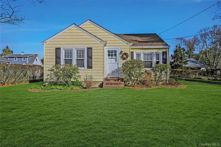 425 Old Shipyard Lane, Southold, NY 11971