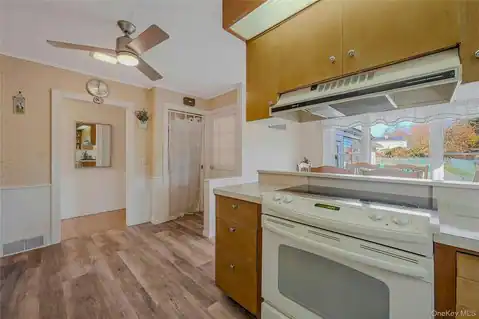 425 Old Shipyard Lane, Southold, NY 11971 — photo 16