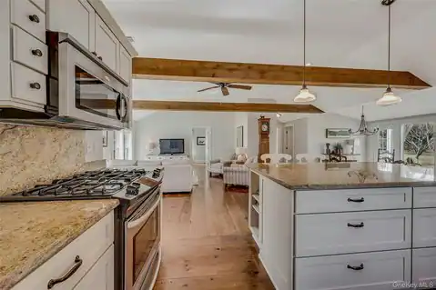 635 Strohson Road, Cutchogue, NY 11935 — photo 11