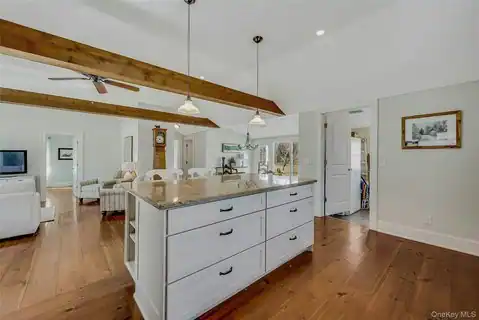 635 Strohson Road, Cutchogue, NY 11935 — photo 12