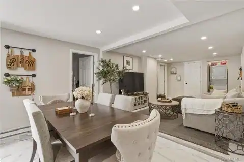 150 North Delaware Avenue, Lindenhurst, NY 11757 — photo 12