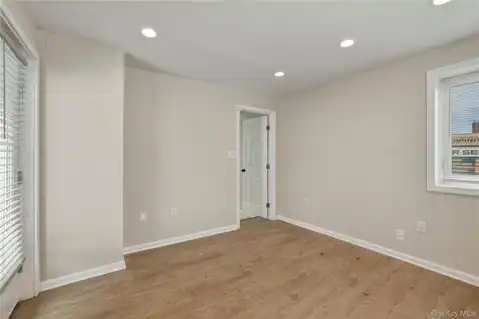150 North Delaware Avenue, Lindenhurst, NY 11757 — photo 20