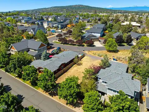 63213 Logan Avenue, Bend, OR 97701 — photo 3