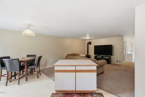 20008 Elizabeth Lane, Bend, OR 97702 — photo 11