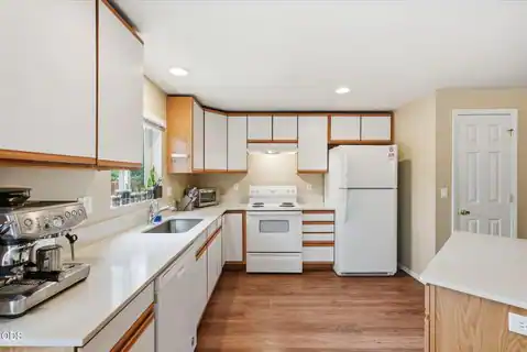 20008 Elizabeth Lane, Bend, OR 97702 — photo 17