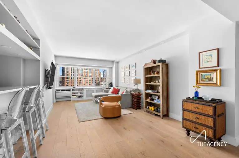200 East 84th Street #15F, Manhattan, NY 10028
