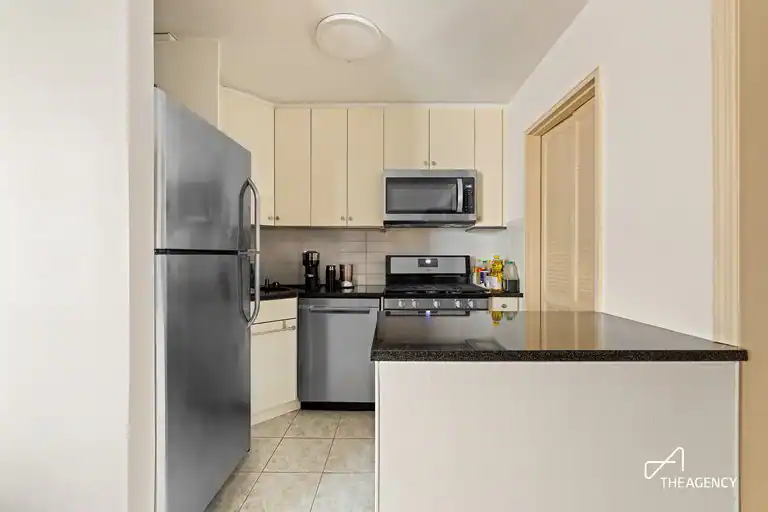60-11 Broadway #6E, Queens, NY 11377