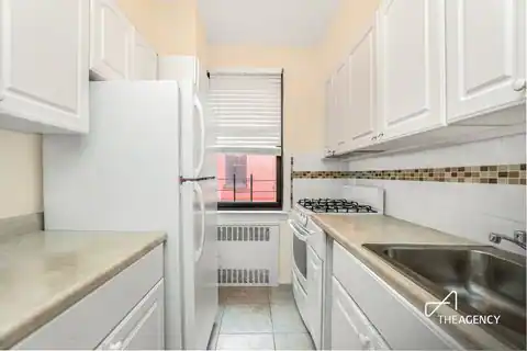 512 Kappock Street #2J, Bronx, NY 10463 — photo 3