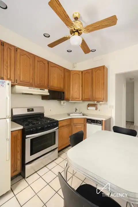 35 Hausman Street, Brooklyn, NY 11222 — photo 5