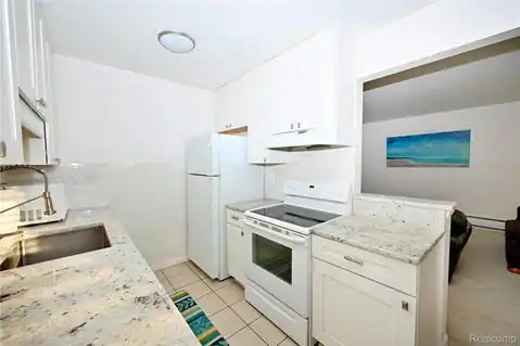 2820 Woodslee Drive #405, Royal Oak, MI 48073 — photo 10