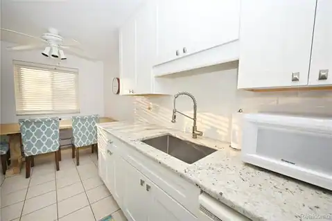 2820 Woodslee Drive #405, Royal Oak, MI 48073 — photo 12