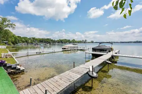 3630 ORCHARD LAKE Road, West Bloomfield, MI 48324 — photo 32