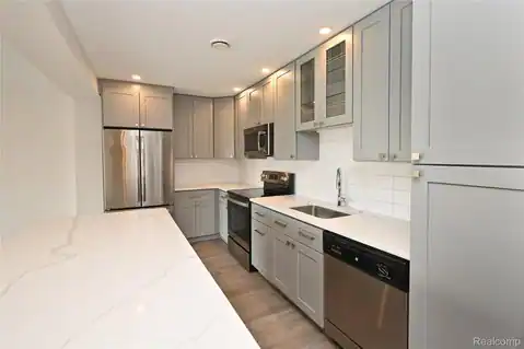 211 E Merrill Street #410, Birmingham, MI 48009 — photo 12
