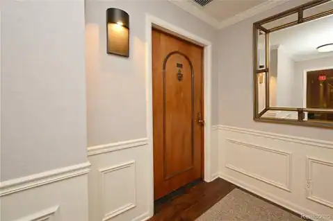 211 E Merrill Street #505, Birmingham, MI 48009 — photo 2