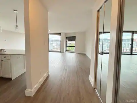 211 E Merrill Street #505, Birmingham, MI 48009 — photo 3
