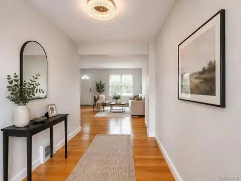 3352 Coolidge Highway #11, Royal Oak, MI 48073 — photo 2
