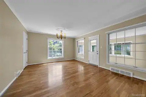 1325 Pilgrim Avenue, Birmingham, MI 48009 — photo 11