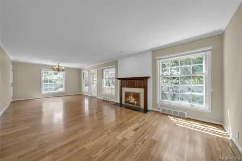 1325 Pilgrim Avenue, Birmingham, MI 48009 — photo 8