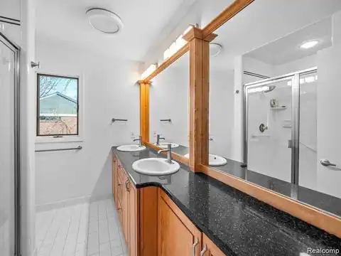 3879 CARRIAGE Road, Bloomfield Hills, MI 48301 — photo 22