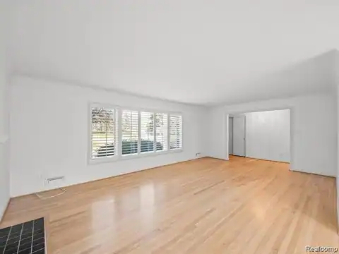 3879 CARRIAGE Road, Bloomfield Hills, MI 48301 — photo 7