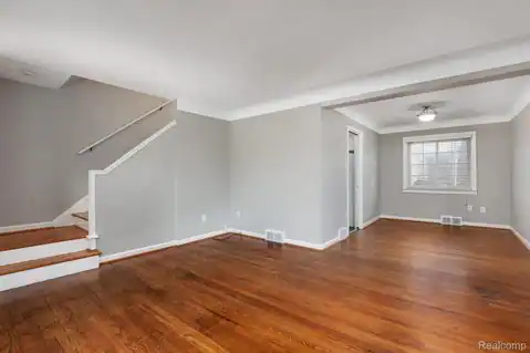 2626 Glenview Avenue, Royal Oak, MI 48073 — photo 4