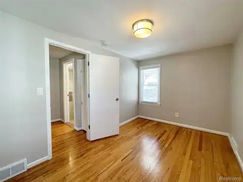 322 Oakdale Street, Royal Oak, MI 48067 — photo 17