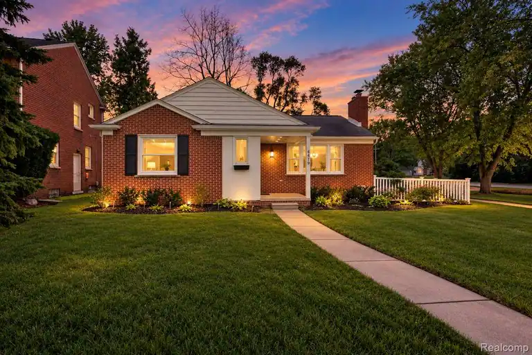 4419 Beverly Court, Royal Oak, MI 48073
