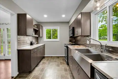 4419 Beverly Court, Royal Oak, MI 48073 — photo 11