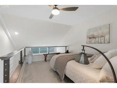 118 N HAYDEN BAY DR, Portland, OR 97217 — photo 20