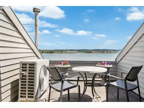 118 N HAYDEN BAY DR, Portland, OR 97217 — photo 30