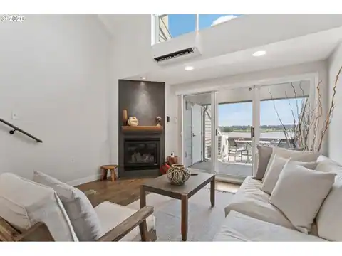 118 N HAYDEN BAY DR, Portland, OR 97217 — photo 5
