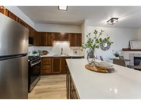 15320 NW CENTRAL DR #222, Portland, OR 97229 — photo 10