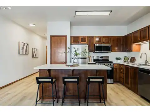 15320 NW CENTRAL DR #222, Portland, OR 97229 — photo 8