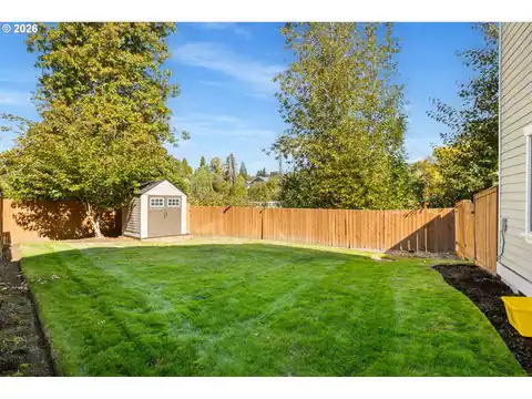 4933 SE LUCAS CT, Milwaukie, OR 97267 — photo 12
