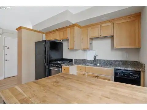 1205 SW CARDINELL DR #704, Portland, OR 97201 — photo 14