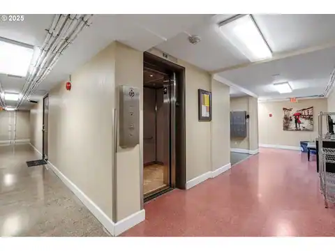 1205 SW CARDINELL DR #704, Portland, OR 97201 — photo 5