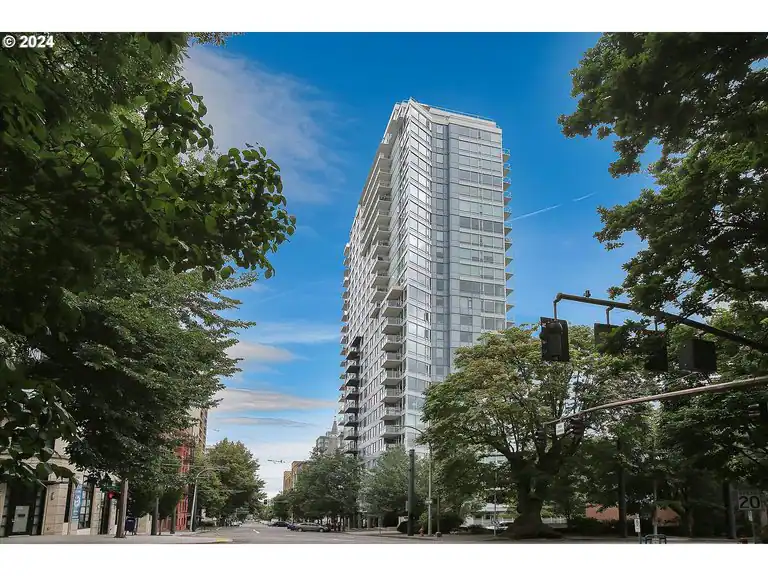 1500 SW 11TH AVE #2105, Portland, OR 97201