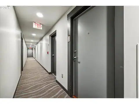 1500 SW 11TH AVE #2105, Portland, OR 97201 — photo 25